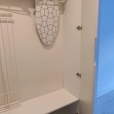 Centrum Marine 5 Min Od Morza アパート グディニャ